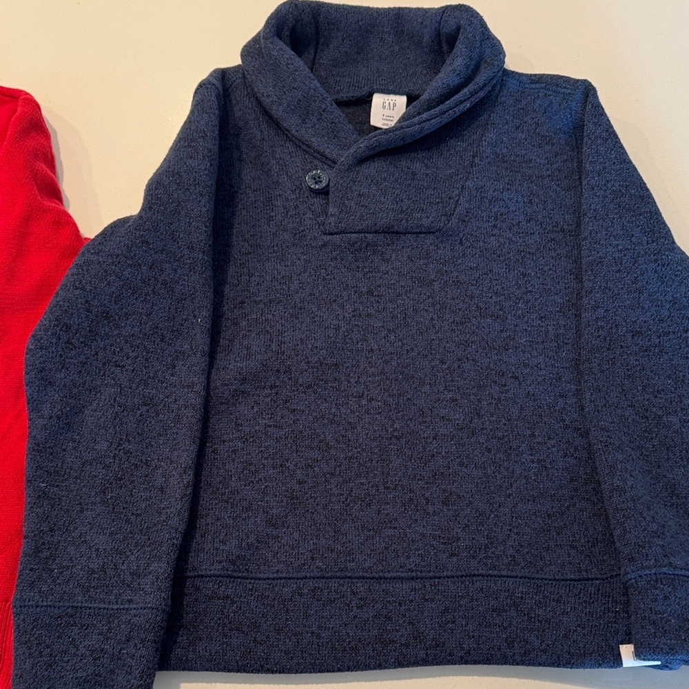 Boys Size 5T Sweater Bundle – 4 Pieces (GAP + Cat & Jack) – Cozy Fall/Winter - Picture 4 of 9